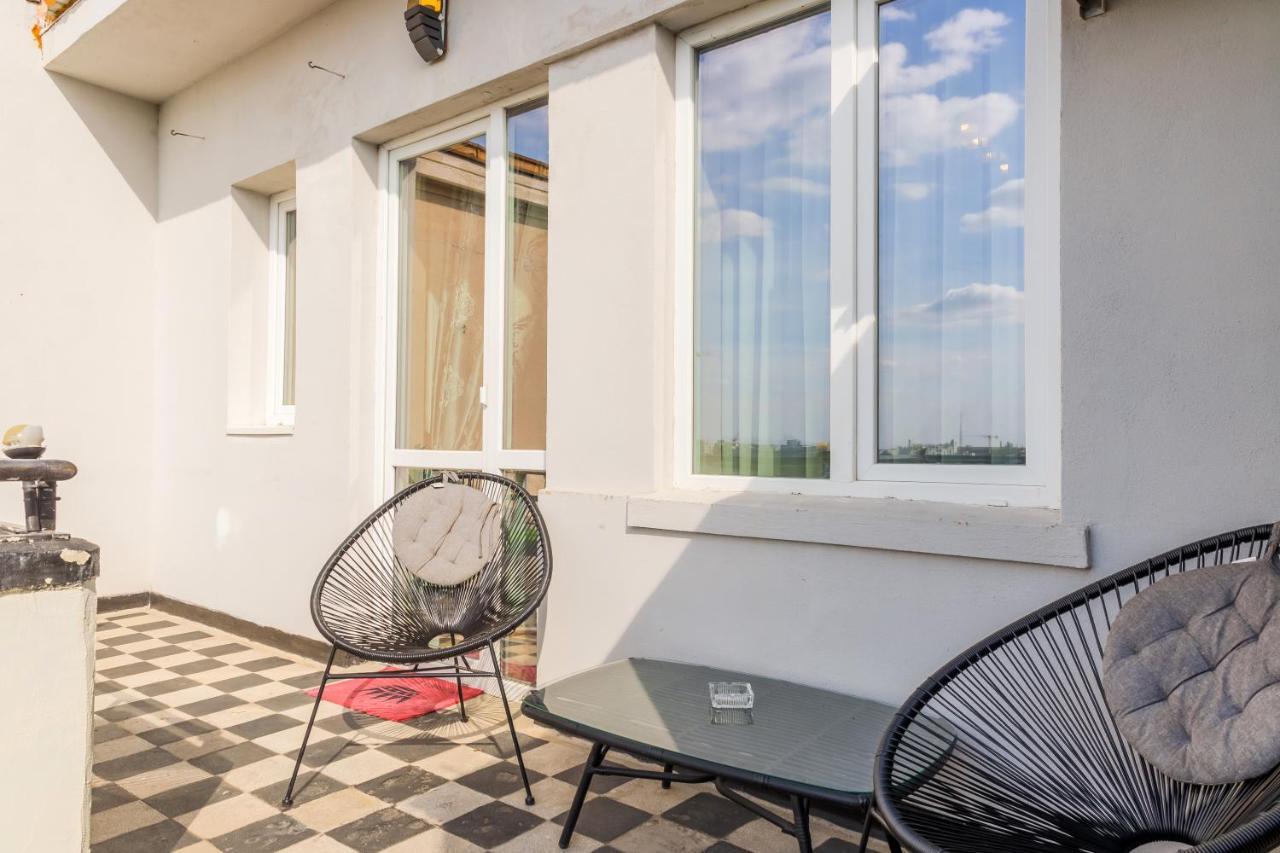 Deluxe Cismigiu Park Apartment Bucharest Exterior photo